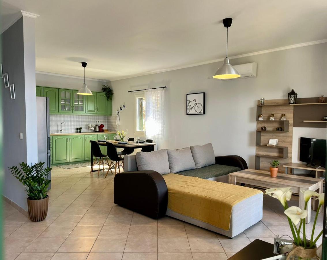 Coralli Pentati 1 Dimitris Apartments Bagian luar foto